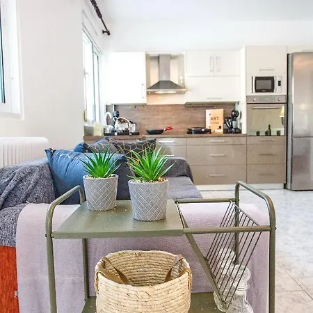 Melina Apartament Néa Péramos