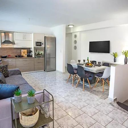 Apartment Melina *