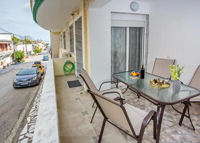 Melina Lägenhet Néa Péramos